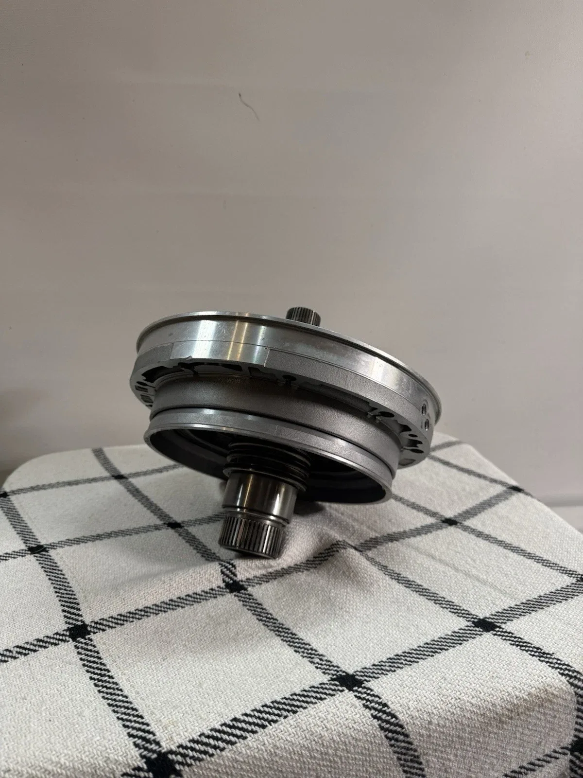 AA80E / TL-80SN Transmission Oil Pump image 2