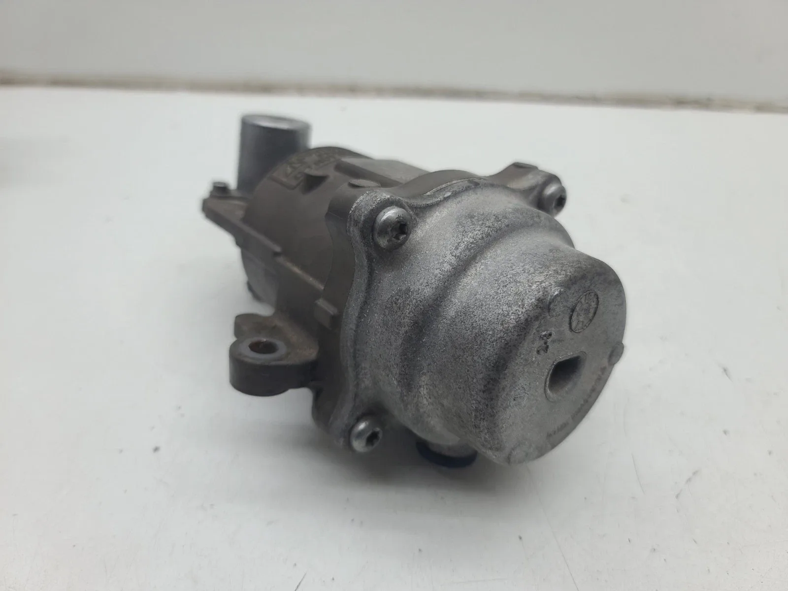 2020-2022 Ford Escape 1.5L AWD Automatic Oil Pump Motor JM5P7P184CA image 2