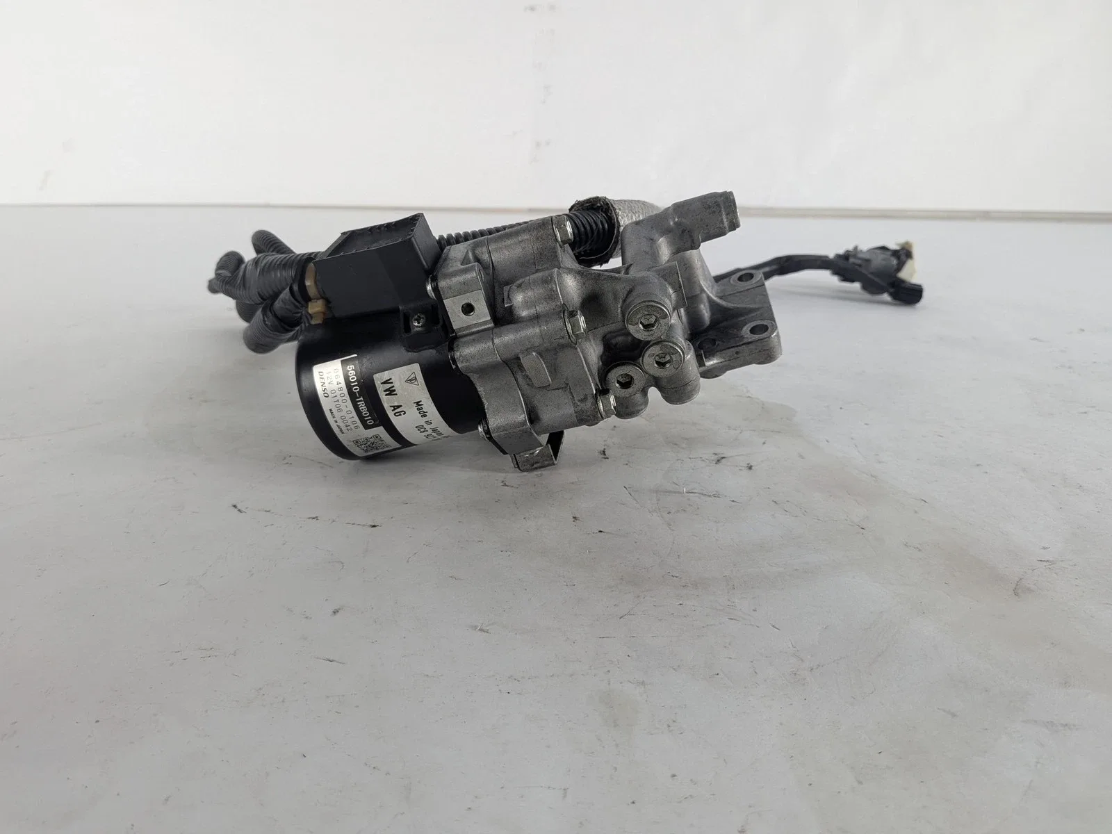 2011-2016 Porsche Cayenne (958) Hybrid 3.0L Automatic Transmission Hydraulic Oil Pump 0C8927201 image 3