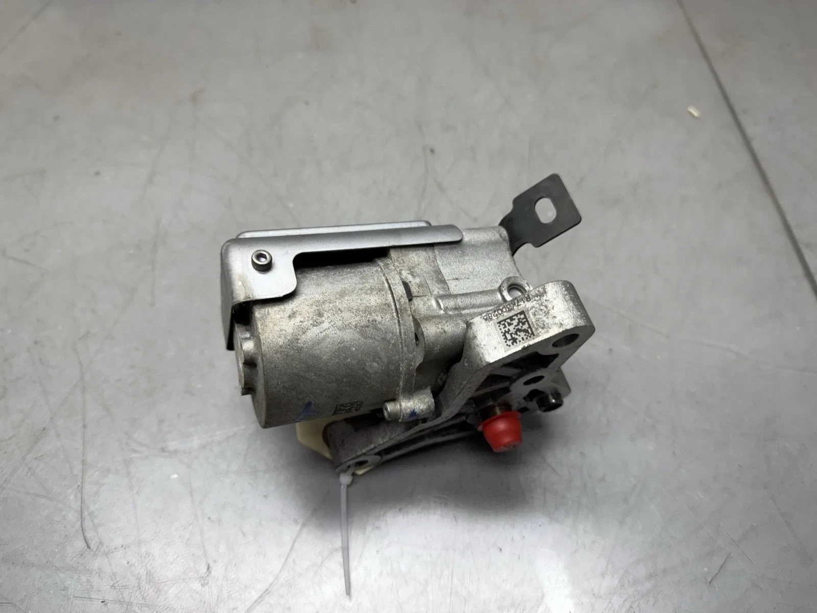 2018-2021 Kia Stinger 2.0L Electric Transmission Pump Actuator 46110-47610 image 2