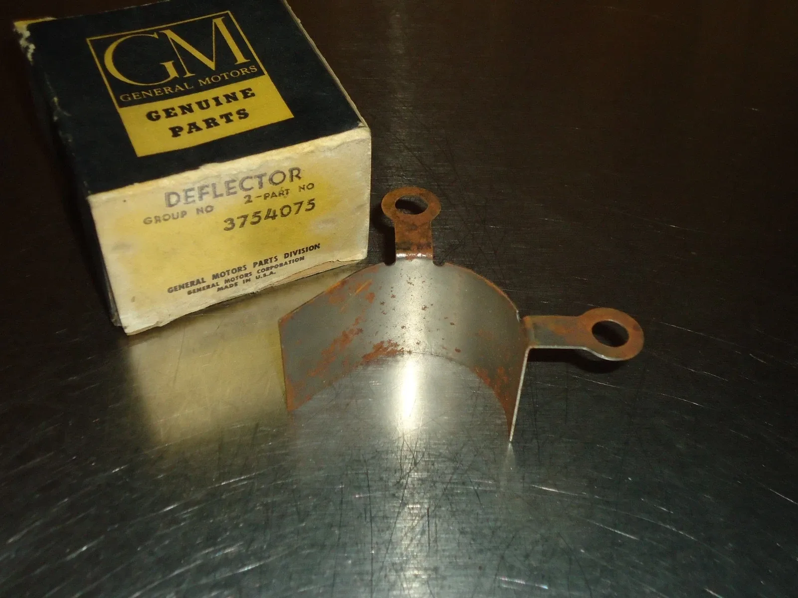 1958-1961 Chevrolet Turboglide Rear Oil Pump Deflector 3754075 image 2