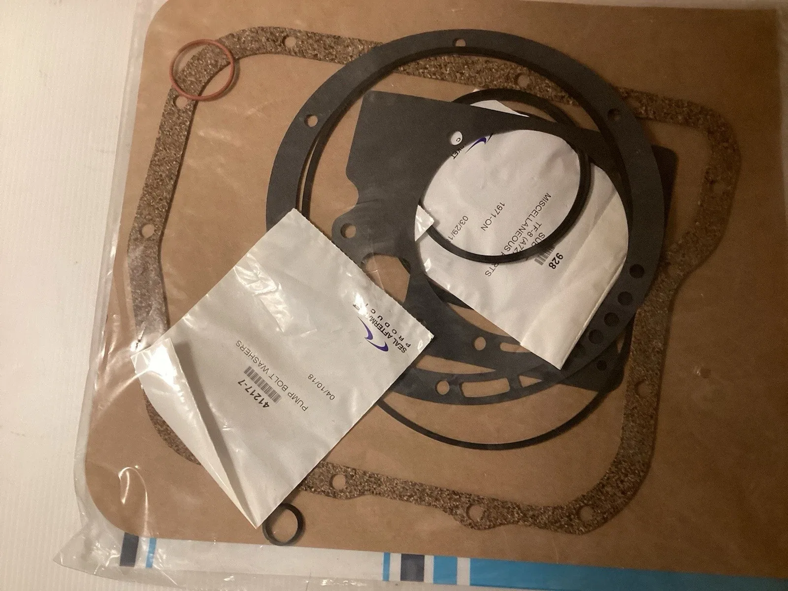727 / Torqueflite 8 Paper & Rubber Gasket Set - Toledo image 2