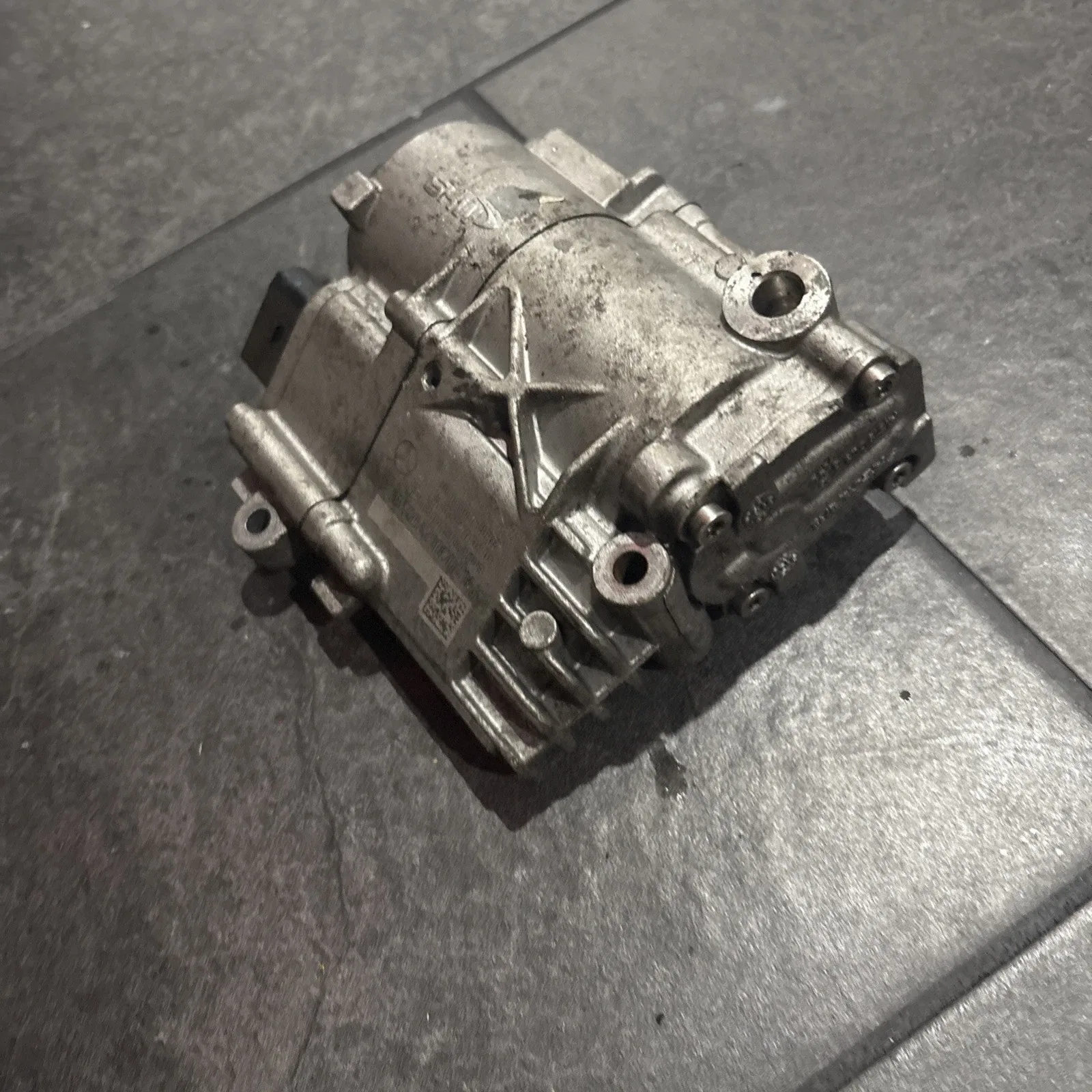 2014-2018 Mercedes-Benz Auxiliary Transmission Oil Pump A2222700201 image 3