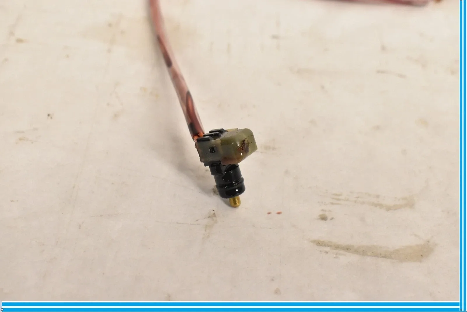 2008-2009 Porsche Cayenne (955/957) Valve Body Wiring image 4