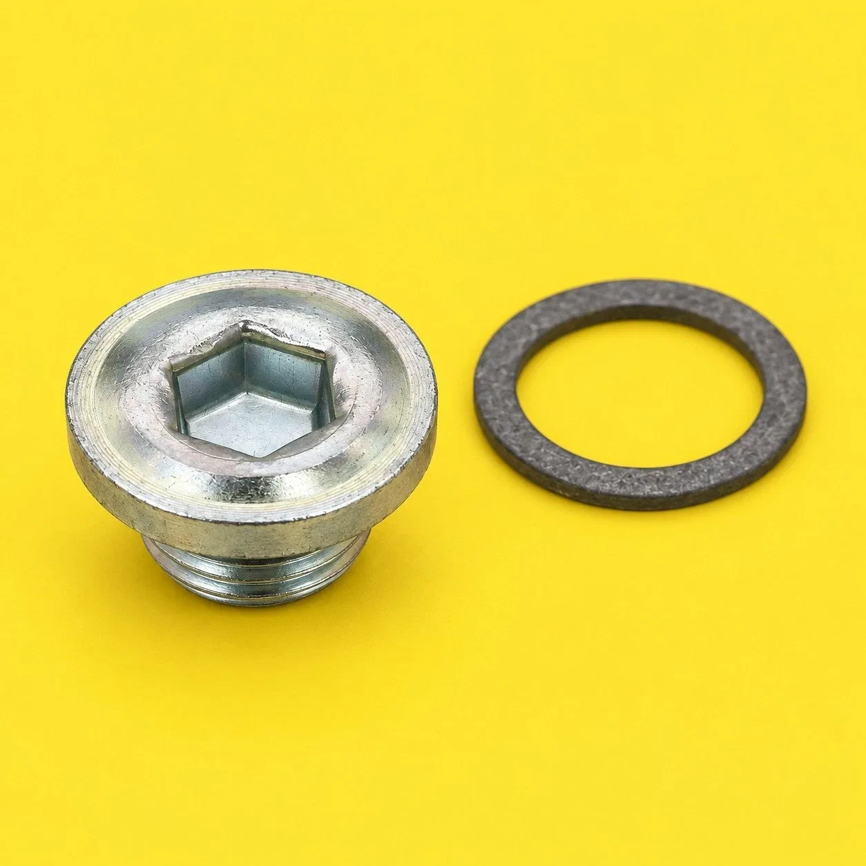Toyota Transmission Drain Plug & Gasket 90341-18016 / 90430-A0003 image 4