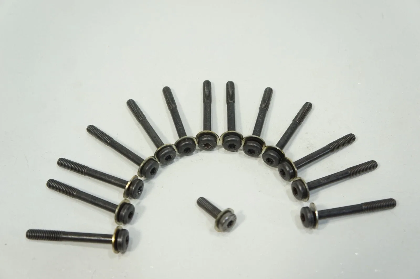 2012-2015 Jaguar XK/XKR/XKR-S (X150) Transmission Oil Pump Bolt Set — 14 pcs image 3