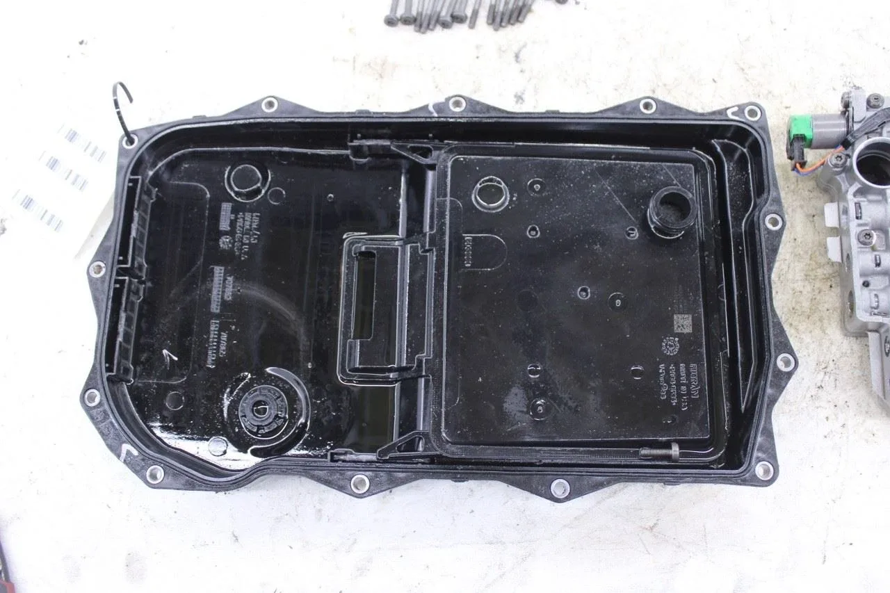 2018-2024 Dodge Ram 1500 Classic Express 5.7L 8-Speed Valve Body 68227332AD image 3